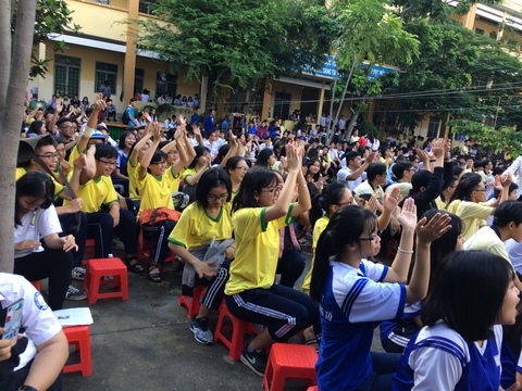 Cháy hết mình với ngày hội Khi tôi 18 - Ảnh 3. Cháy hết mình với ngày hội Khi tôi 18 - Ảnh 3.