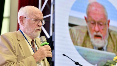Khoa học xã hội trước bước ngoặt sống còn - Ảnh 1. Khoa học xã hội trước bước ngoặt sống còn - Ảnh 1.