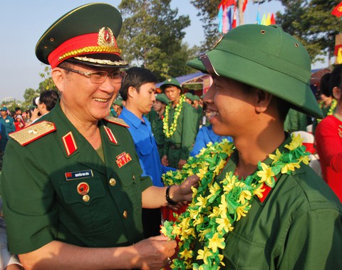Tướng lĩnh Việt thời bình - Kỳ 4: Vị tướng trên không gian mạng - Ảnh 1. Tướng lĩnh Việt thời bình - Kỳ 4: Vị tướng trên không gian mạng - Ảnh 1.
