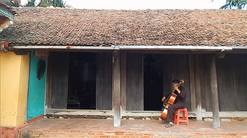Em không còn cần tìm định nghĩa về tình yêu nữa - Ảnh 6. Em không còn cần tìm định nghĩa về tình yêu nữa - Ảnh 6.