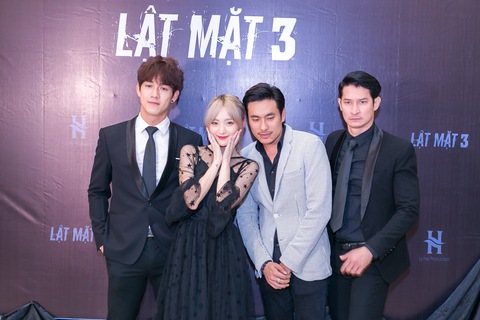 Lý Hải tuyên bố đầu tư 17 tỉ, phá nát 1 xe hơi cho Lật mặt 3 - Ảnh 3. Lý Hải tuyên bố đầu tư 17 tỉ, phá nát 1 xe hơi cho Lật mặt 3 - Ảnh 3.