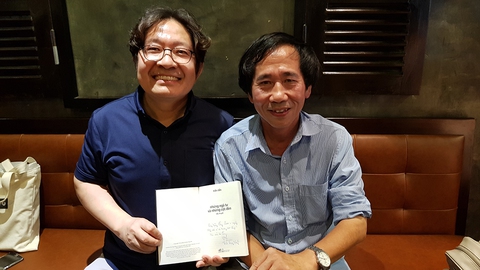 ‘Những ngã tư và những cột đèn’ sẽ có bản tiếng Hàn - Ảnh 1. ‘Những ngã tư và những cột đèn’ sẽ có bản tiếng Hàn - Ảnh 1.