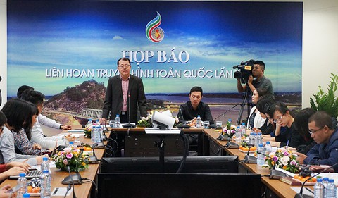Người phán xử, Sống chung với mẹ chồng không được đến liên hoan - Ảnh 2. Người phán xử, Sống chung với mẹ chồng không được đến liên hoan - Ảnh 2.