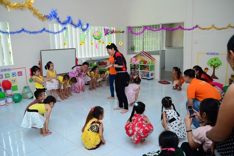 Cô có đánh con không? - Ảnh 1. Cô có đánh con không? - Ảnh 1.
