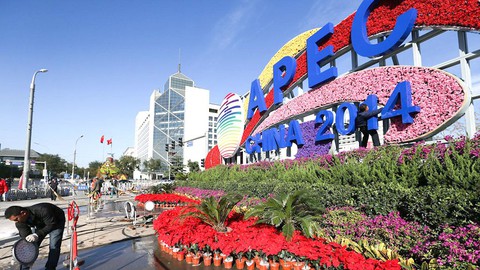 APEC 2014: Bắc Kinh đã thay màu bầu trời như thế nào? - Ảnh 1. APEC 2014: Bắc Kinh đã thay màu bầu trời như thế nào? - Ảnh 1.
