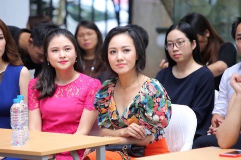 Biên tập viên, phát thanh viên hai miền Nam - Bắc cùng Vì trái tim cho em - Ảnh 1. Biên tập viên, phát thanh viên hai miền Nam - Bắc cùng Vì trái tim cho em - Ảnh 1.