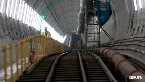 Robot TBM sắp thông đường hầm đầu tiên tuyến metro số 1 - Ảnh 6. Robot TBM sắp thông đường hầm đầu tiên tuyến metro số 1 - Ảnh 6.