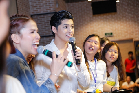 Noo Phước Thịnh và MV mới Chạm khẽ tim anh một chút thôi - Ảnh 3. Noo Phước Thịnh và MV mới Chạm khẽ tim anh một chút thôi - Ảnh 3.