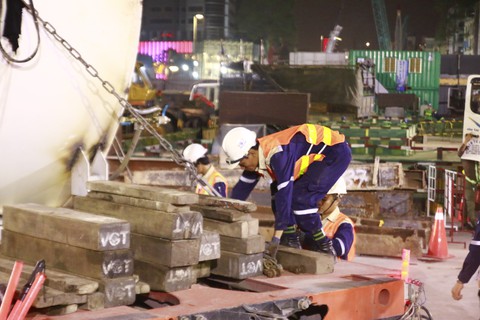 Di chuyển robot TBM để khoan hầm metro phía tây - Ảnh 6. Di chuyển robot TBM để khoan hầm metro phía tây - Ảnh 6.
