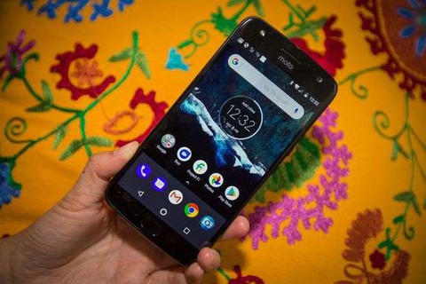 Điểm mặt 9 ‘anh tài smartphone kháng nước - Ảnh 5. Điểm mặt 9 ‘anh tài smartphone kháng nước - Ảnh 5.