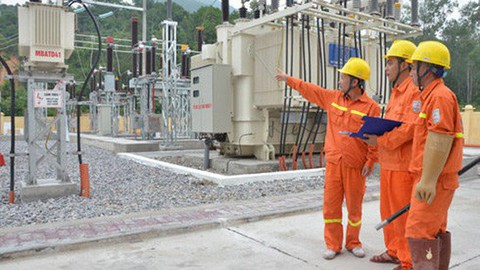 EVN cung cấp dịch vụ chăm sóc khách hàng trực tuyến - Ảnh 1. EVN cung cấp dịch vụ chăm sóc khách hàng trực tuyến - Ảnh 1.