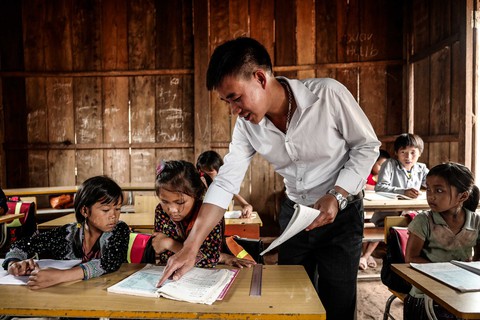 Giấc mơ trường lớp từ trang vở: Nỗi khổ miền xuôi khó thấu - Ảnh 19. Giấc mơ trường lớp từ trang vở: Nỗi khổ miền xuôi khó thấu - Ảnh 19.