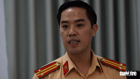 Không thể lấy cớ lương thấp mà tiêu cực, mãi lộ - Ảnh 5. Không thể lấy cớ lương thấp mà tiêu cực, mãi lộ - Ảnh 5.