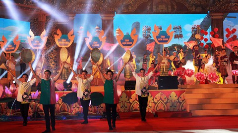 Tưng bừng ngày hội văn hóa Khmer Nam bộ - Ảnh 5. Tưng bừng ngày hội văn hóa Khmer Nam bộ - Ảnh 5.