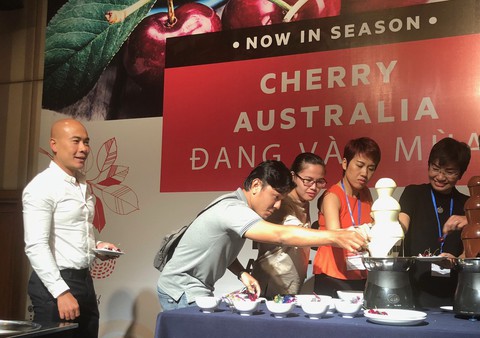 Nấu ăn vào mùa cherry chín cùng vua bếp Ngô Thanh Hòa - Ảnh 1. Nấu ăn vào mùa cherry chín cùng vua bếp Ngô Thanh Hòa - Ảnh 1.