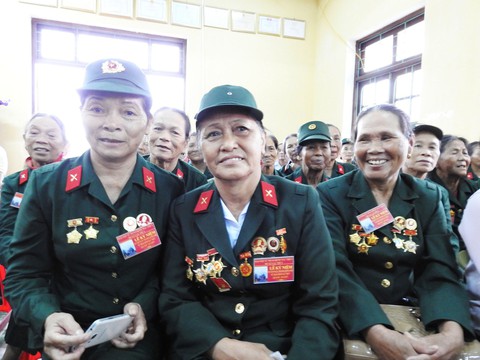 50 năm Đại đội nữ pháo binh Ngư Thủy anh hùng - Ảnh 2. 50 năm Đại đội nữ pháo binh Ngư Thủy anh hùng - Ảnh 2.