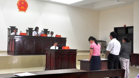 Đà Nẵng kiện nhân tài bỏ việc đòi tiền tỉ phí đào tạo - Ảnh 1. Đà Nẵng kiện nhân tài bỏ việc đòi tiền tỉ phí đào tạo - Ảnh 1.