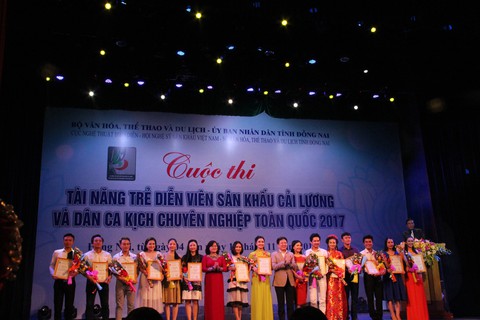 Không xuất hiện ngôi sao nào đáng kỳ vọng, vẫn một rổ huy chương - Ảnh 4. Không xuất hiện ngôi sao nào đáng kỳ vọng, vẫn một rổ huy chương - Ảnh 4.