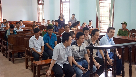 Chỉ một thanh tra giao thông Cần Thơ nhận hối lộ được giảm án - Ảnh 1. Chỉ một thanh tra giao thông Cần Thơ nhận hối lộ được giảm án - Ảnh 1.