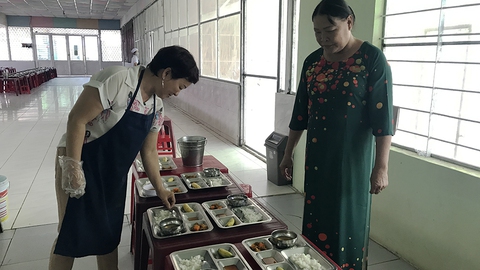 Nhiều bất ngờ trong vụ doanh nghiệp dọa đánh hiệu trưởng - Ảnh 1. Nhiều bất ngờ trong vụ doanh nghiệp dọa đánh hiệu trưởng - Ảnh 1.