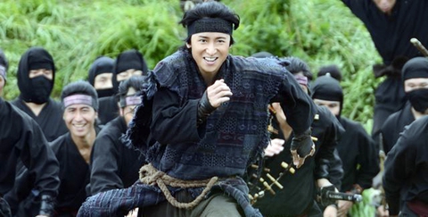 Ninja đối đầu Samurai ra rạp Việt hôm nay - Ảnh 4. Ninja đối đầu Samurai ra rạp Việt hôm nay - Ảnh 4.