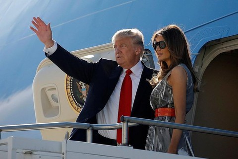 Trông đợi gì từ chuyến công du châu Á đầu tiên của ông Trump? - Ảnh 1. Trông đợi gì từ chuyến công du châu Á đầu tiên của ông Trump? - Ảnh 1.