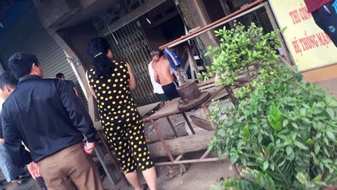 Nổ lớn trước cửa nhà, một người tử vong - Ảnh 2. Nổ lớn trước cửa nhà, một người tử vong - Ảnh 2.