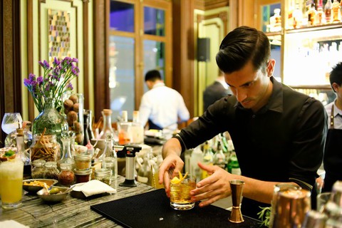 9 quán bar ở Bangkok đẹp ngất ngây - Ảnh 11. 9 quán bar ở Bangkok đẹp ngất ngây - Ảnh 11.