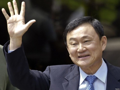 Thủ tướng Thái Lan khó chịu vì dân tin ông Thaksin hơn - Ảnh 2. Thủ tướng Thái Lan khó chịu vì dân tin ông Thaksin hơn - Ảnh 2.