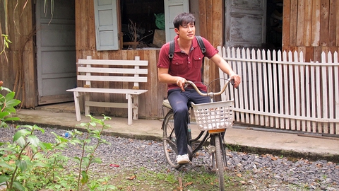 Hô biến nhà dân thành phim trường để cứu vớt những cảnh quay - Ảnh 1. Hô biến nhà dân thành phim trường để cứu vớt những cảnh quay - Ảnh 1.