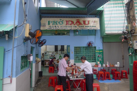 Ở Sài Gòn, không nói hủ tíu cơm tấm mà bàn chuyện PHỞ - Ảnh 1. Ở Sài Gòn, không nói hủ tíu cơm tấm mà bàn chuyện PHỞ - Ảnh 1.