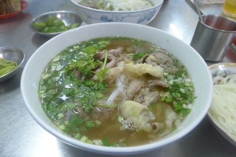 Ở Sài Gòn, không nói hủ tíu cơm tấm mà bàn chuyện PHỞ - Ảnh 3. Ở Sài Gòn, không nói hủ tíu cơm tấm mà bàn chuyện PHỞ - Ảnh 3.