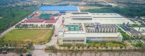 Những “ngóc ngách” nghề bia được bật mí tại nhà máy bia Carlsberg Việt Nam - Ảnh 1. Những “ngóc ngách” nghề bia được bật mí tại nhà máy bia Carlsberg Việt Nam - Ảnh 1.