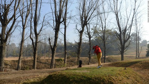 Chơi golf bằng cành cây, cô gái 18 tuổi thay đổi lịch sử - Ảnh 3. Chơi golf bằng cành cây, cô gái 18 tuổi thay đổi lịch sử - Ảnh 3.