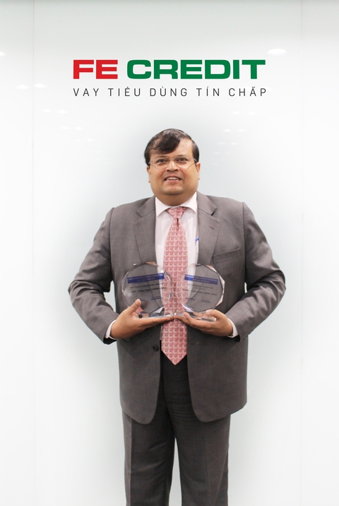 FE CREDIT nhận 2 giải thưởng tại CEPI Asia Awards 2017 - Ảnh 1. FE CREDIT nhận 2 giải thưởng tại CEPI Asia Awards 2017 - Ảnh 1.