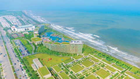 Tăng trưởng mạnh với nhiều khác biệt, tổng tài sản FLC được định giá 9 tỉ USD - Ảnh 2. Tăng trưởng mạnh với nhiều khác biệt, tổng tài sản FLC được định giá 9 tỉ USD - Ảnh 2.