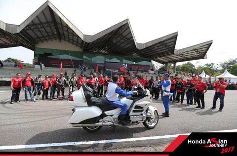Honda Việt Nam tham gia hành trình châu Á Honda Asian Journey 2017 - Ảnh 2. Honda Việt Nam tham gia hành trình châu Á Honda Asian Journey 2017 - Ảnh 2.