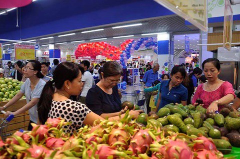 Co.opmart Chư Sê tấp nập khách sau khai trương - Ảnh 2. Co.opmart Chư Sê tấp nập khách sau khai trương - Ảnh 2.