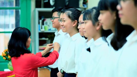 MV hoành tráng mừng trường Trưng Vương 100 tuổi - Ảnh 4. MV hoành tráng mừng trường Trưng Vương 100 tuổi - Ảnh 4.