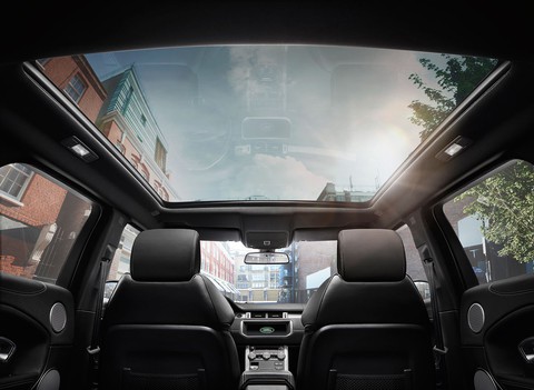 Range Rover Evoque - mẫu SUV hạng sang dành cho giới trẻ thành đạt - Ảnh 1. Range Rover Evoque - mẫu SUV hạng sang dành cho giới trẻ thành đạt - Ảnh 1.