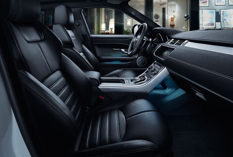 Range Rover Evoque - mẫu SUV hạng sang dành cho giới trẻ thành đạt - Ảnh 2. Range Rover Evoque - mẫu SUV hạng sang dành cho giới trẻ thành đạt - Ảnh 2.