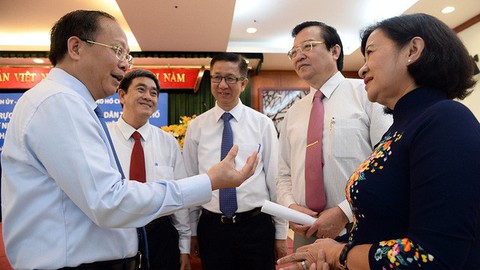 Giáo viên an tâm với nghề, giáo dục mới phát triển bền vững - Ảnh 1. Giáo viên an tâm với nghề, giáo dục mới phát triển bền vững - Ảnh 1.