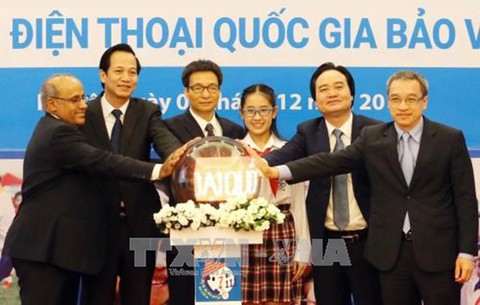 Khai trương tổng đài điện thoại bảo vệ trẻ em - 111 - Ảnh 1. Khai trương tổng đài điện thoại bảo vệ trẻ em - 111 - Ảnh 1.