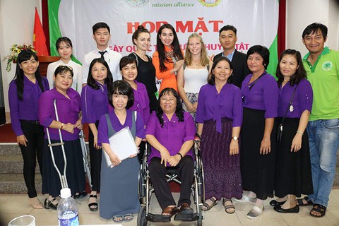 Sàn thương mại điện tử Azibai cho hội người khuyết tật tại Cần Thơ - Ảnh 1. Sàn thương mại điện tử Azibai cho hội người khuyết tật tại Cần Thơ - Ảnh 1.