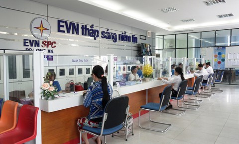 EVNSPC tri ân khách hàng dùng điện - Ảnh 3. EVNSPC tri ân khách hàng dùng điện - Ảnh 3.