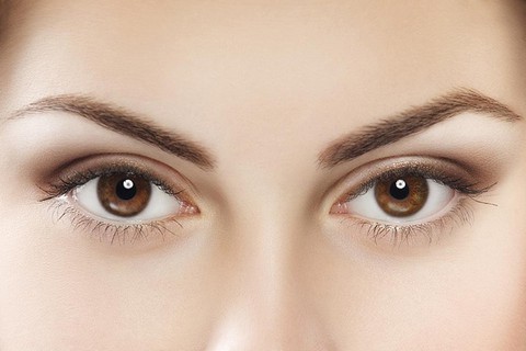 Hãy quan tâm chăm sóc sức khỏe đôi mắt của bạn - Ảnh 1. Hãy quan tâm chăm sóc sức khỏe đôi mắt của bạn - Ảnh 1.