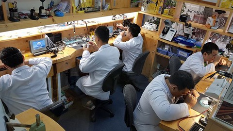 Top Ten ra mắt trung tâm bảo hành quốc tế đồng hồ tại Hà Nội - Ảnh 1. Top Ten ra mắt trung tâm bảo hành quốc tế đồng hồ tại Hà Nội - Ảnh 1.