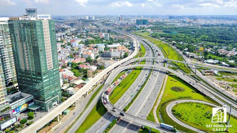 Bất động sản Đồng Nai - Bình Dương bùng nổ cuối năm - Ảnh 1. Bất động sản Đồng Nai - Bình Dương bùng nổ cuối năm - Ảnh 1.
