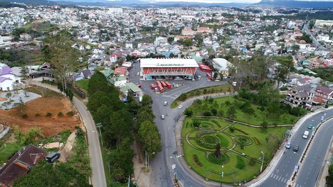 Thưởng lãm quần thể hoa Mua trên đồi Robin - Đà Lạt - Ảnh 2. Thưởng lãm quần thể hoa Mua trên đồi Robin - Đà Lạt - Ảnh 2.
