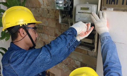 EVN hạch toán sai tạo áp lực giả đòi tăng giá điện? - Ảnh 1. EVN hạch toán sai tạo áp lực giả đòi tăng giá điện? - Ảnh 1.